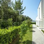 Apartman 25 *