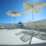 25 Apartman Petrcane