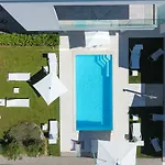 25 Apartman *