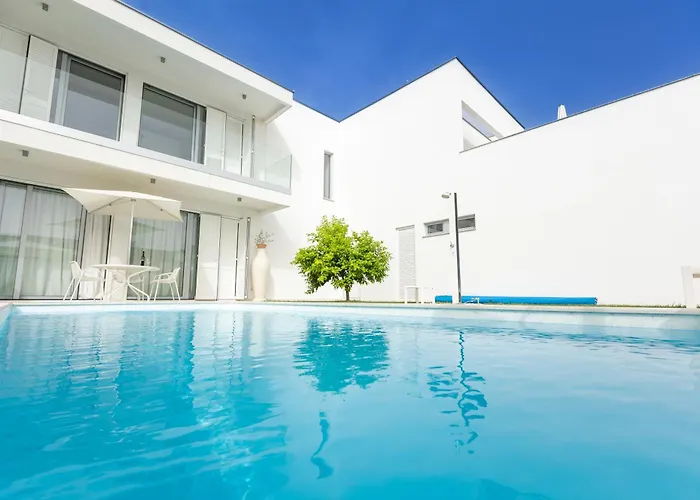 25 * 돈제페트레케인